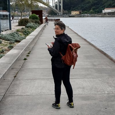 OtiliaReisinho's profile picture. "É melhor aprender latim ou melhor aprender matemática?
 É melhor não ser estúpido."
 Agostinho da Silva

ateia, republicana, socialista e anticlerical