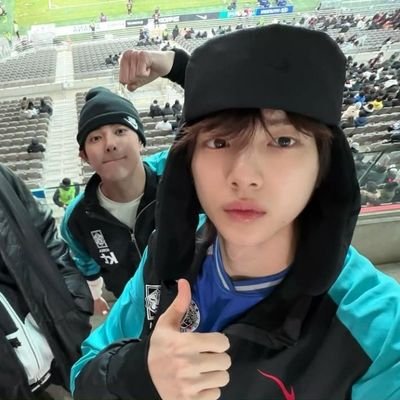 sunghoonmaromba's profile picture. ͏͏͏͏͏   ͏͏͏͏͏͏ ͏͏͏͏͏͏ ͏͏͏͏͏   ͏͏͏͏͏͏ ͏͏͏͏͏͏ ͏͏͏͏͏     ͏͏͏͏    ͏͏͏Lin (Eu), Minju, Soobin, Haechan e Heeseung jogando lol até de madrugada enquanto come pizza 🤓