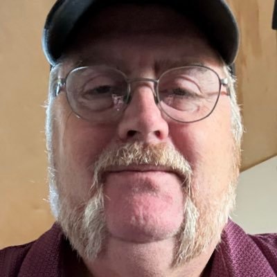 garynotexnote's profile picture. Alas, Christmas is coming🌲🎄🌲