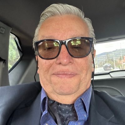 drvargasquemba's profile picture. Abogado, catedrático, escritor. Comité Nacional de Víctimas de la Guerrilla.Defensor ddhh y vocero de las víctimas del comunismo en Colombia.