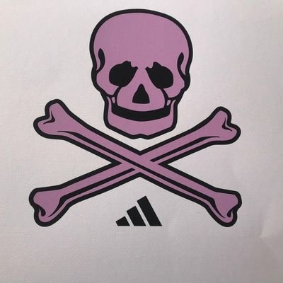 Stanley_SA's profile picture. Living with the weight of OnceAlways and the lightness of nonchalance.
#OnceAlways ☠️ Nonchalance Enthusiast