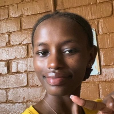 its_akariza's profile picture. une vie que nous vivons et quittons👣