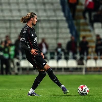 AbrahamNeferi's profile picture. Burası Beşiktaş!