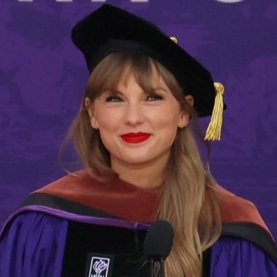 laumastermind's profile picture. the eras 26/11 + hslot13/12 + olipalooza 28/3 + mayhem na praia 3/5+ the weeknd…🔜