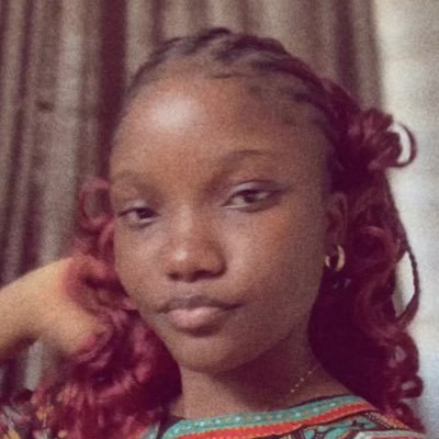 Temi__layo's profile picture. Medical lab student.