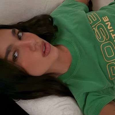 reseswing's profile picture. 33 • 55