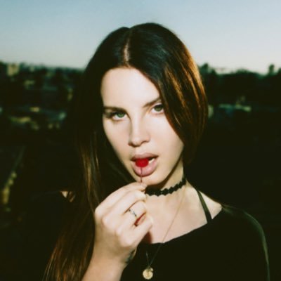 delreytothemoon's profile picture. 50% heroin, 50% coachella, 100% me