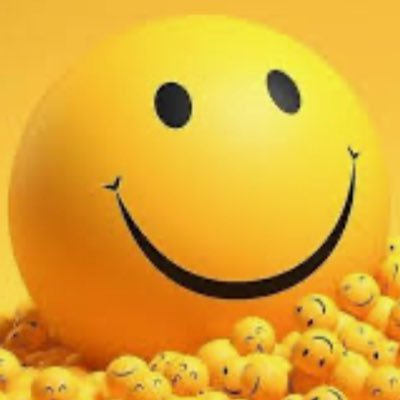 KimSimpson03's profile picture. Just being me 🌻