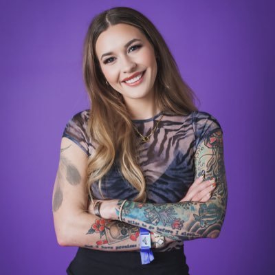 Kuriosityki11s's profile picture. Twitch & Kick Ptnr💜💚 700k+ TikTok, 120k+ IG, ☕️📚over educated and under caffeinated 💅🏽@ghostlifestyle CODE-SFLEX Email:Stephaniecavinder@dulcedo.com