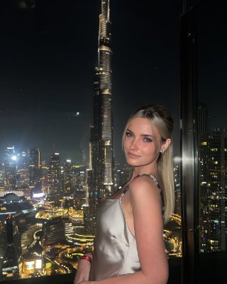 SereneBeach23's profile picture. The allure of Old Hollywood 🌹🎬 | Interesting souls 💫 | Timeless American cinema 🇺🇸🎞️ #OldHollywood 🔥 #TCMParty 💪 #MovieTime We 🌹 patriotic, down-to-ear