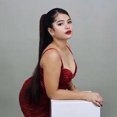 slyqn01's profile picture. keep lurking, I'm doing good sis💅🏻