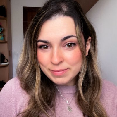 Aisling_Gilmore's profile picture. Escritora de Distopía, Romántica e Infantil.