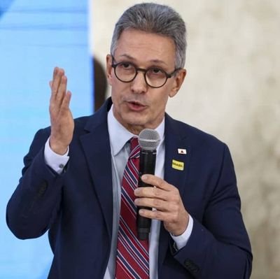 HelenYoung16292's profile picture. políticos de euforia do governo🇧🇷