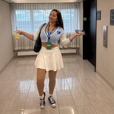 Bella37698's profile picture. 