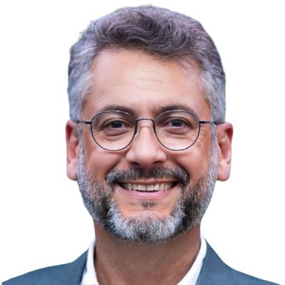 cleciozinho's profile picture. Ex-supremo Prefeito de Macapá e Imperador do Município no período de 2013 a 2020. Governador do Amapá.