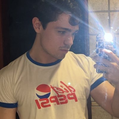 gabr1e_'s profile picture. soft hearted babyboy | ig gabezn