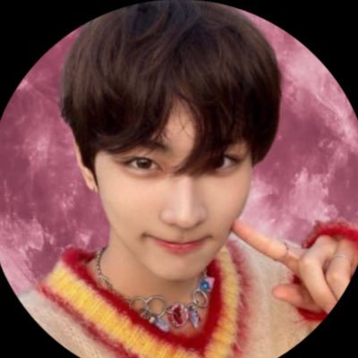 midnikeu's profile picture. 