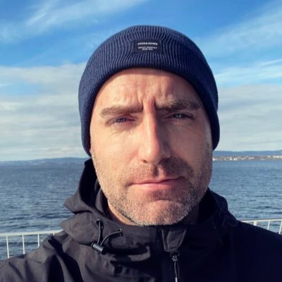 jondebarra's profile picture. Teacher & Part-time Lecturer | Geography, Politics & Society, ICT | Assistant Principal | IT Coordinator 🇮🇪🇪🇺