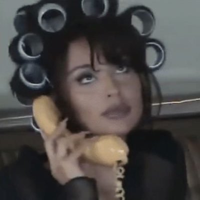 izieztu's profile picture. 𝓂eovv 𝓈tan 🐾