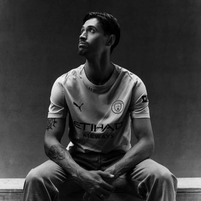 reijndersszn_4's profile picture. tv x football