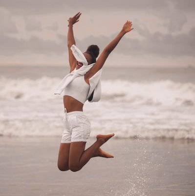 zbetty_spring's profile picture. Top hobby: Chasing waves🌊 and sunsets🌇 Certified daydreamer 💭 Lover of cruise 🤩 If yu want serious vibes Igbobi dey fr yu😆I’m jst here for laughs & vibes