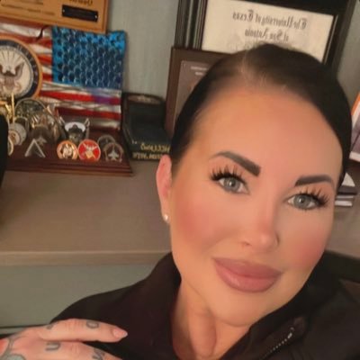 AngelLo4517524's profile picture. ⚓️USN CHIEF ⚓️ 💙Boy mama💙