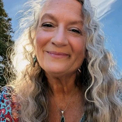 StellaM76521's profile picture. ❤️❤️💓💓💓