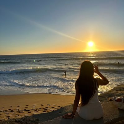 maarinad__'s profile picture. 𝐶ℎ𝑖 𝑠𝑡𝑎 𝑐𝑜𝑛 𝐷𝑖𝑜, 𝐷𝑖𝑜 𝑠𝑡𝑎 𝑐𝑜𝑛 𝑙𝑢𝑖. ✞ ن