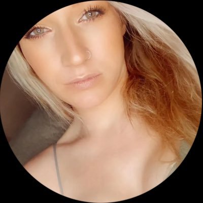 Katpeach215415's profile picture. 