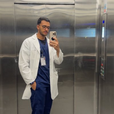 nsj35's profile picture. 4th year Medical student at @TU 🩺 | Researcher | frequent Volunteer with @SrcaVolunteer🚨