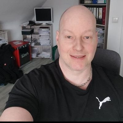 Aeron1947823's profile picture. 