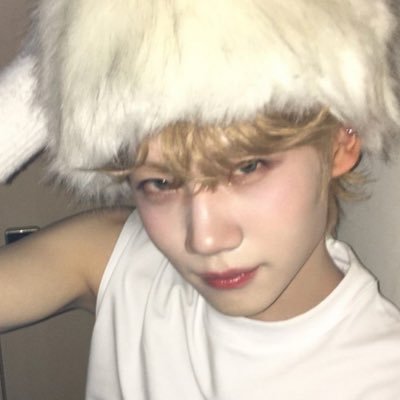 ribbeomgyuu's profile picture. ♫ ﹐t x t ．﹗﹑ ₂₀₀₃₂₅ ┊범규 & 의주 lover! 🧸🍊