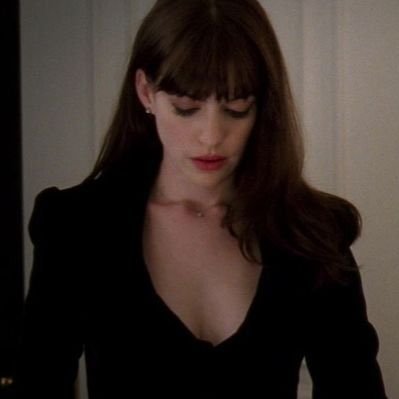 Hnewy's profile picture. health & success