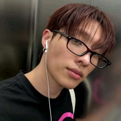 doyoungyz's profile picture. 𝔖𝔬𝔱𝔲𝔯𝔫𝔬 ~ genshin/wr player  ૮₍ ˶ᵔ ᵕ ᵔ˶ ₎ა