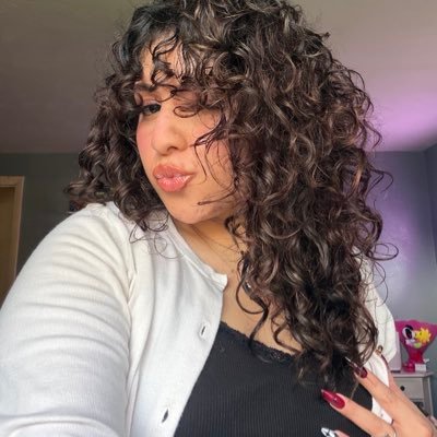 lovelylillibra's profile picture. ⋆⭒ tax the rich ⋆⭒  𝒥