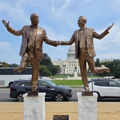 1qp00's profile picture. 