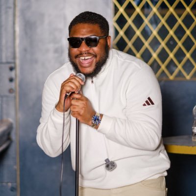 PiddyPyro's profile picture. just a compilation of my observations while trapped in this godforsaken nation