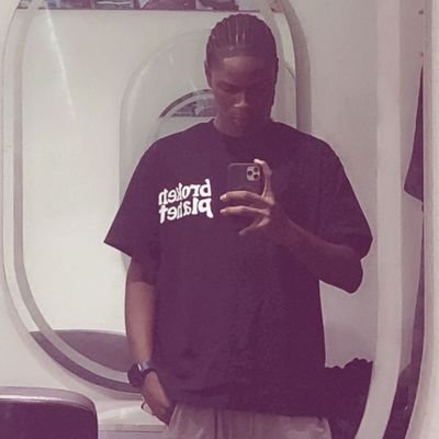 emmariion's profile picture. Grinding.