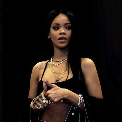 bxlishk's profile picture. out of sight out of mind