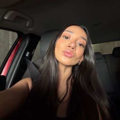 odetteogando's profile picture. 