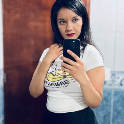 Tohru_marlen's profile picture. Me gusta conocer cosas  y personas nuevas, a esas personas que ya no estan a mi lado, tienen un lugar especial en mi