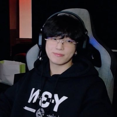 baforagyu's profile picture. ˃ 𖥦 ˂