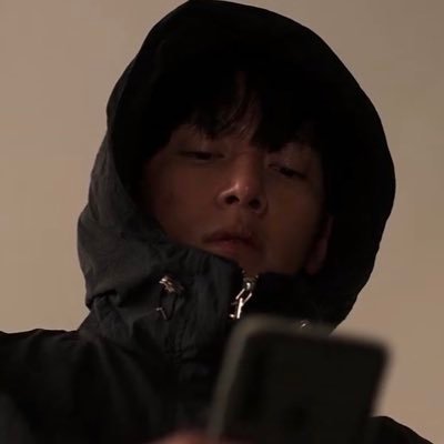 VlII7_'s profile picture. Do what gives you peace.