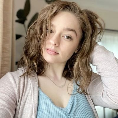 MargaretSu98752's profile picture. 😊🙃☺️🙂