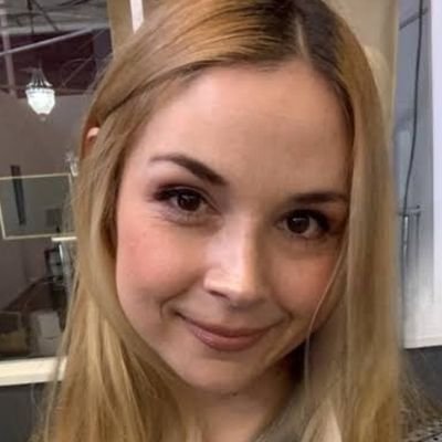 HannahSmith_120's profile picture. 