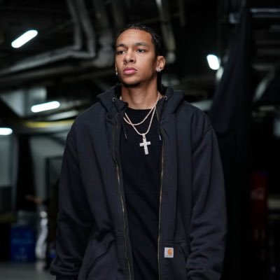 Zolllaa's profile picture. 🩵💜🐝 •👹 • 🇷🇸• #hivementality