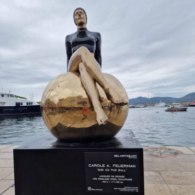 ell_tulips's profile picture. 