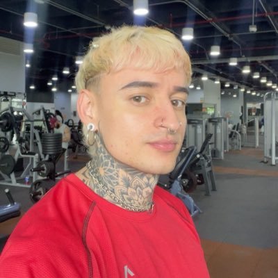 tatu_clow's profile picture. I love forever Cassie of Skins ✨