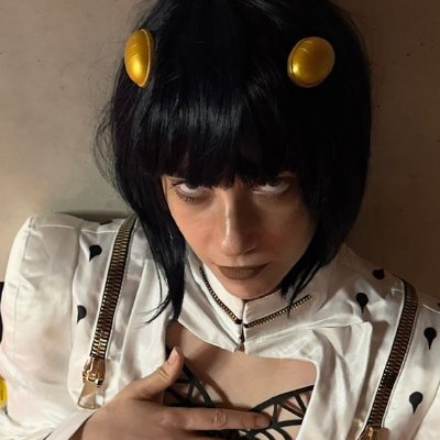 towoji's profile picture. eddie no head
art @suprafenestra 
@FLMito ♥