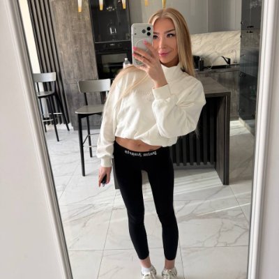 LoveNatumyan's profile picture. We’re just getting started 😉
Catch the rest on my OF